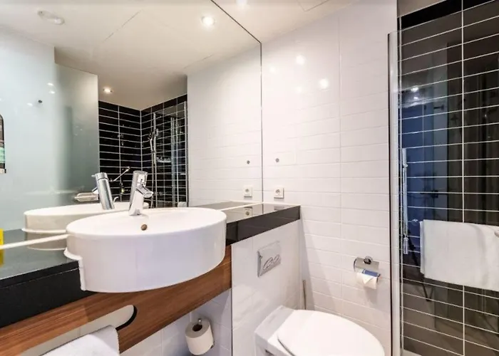 Express 뒤셀도르프